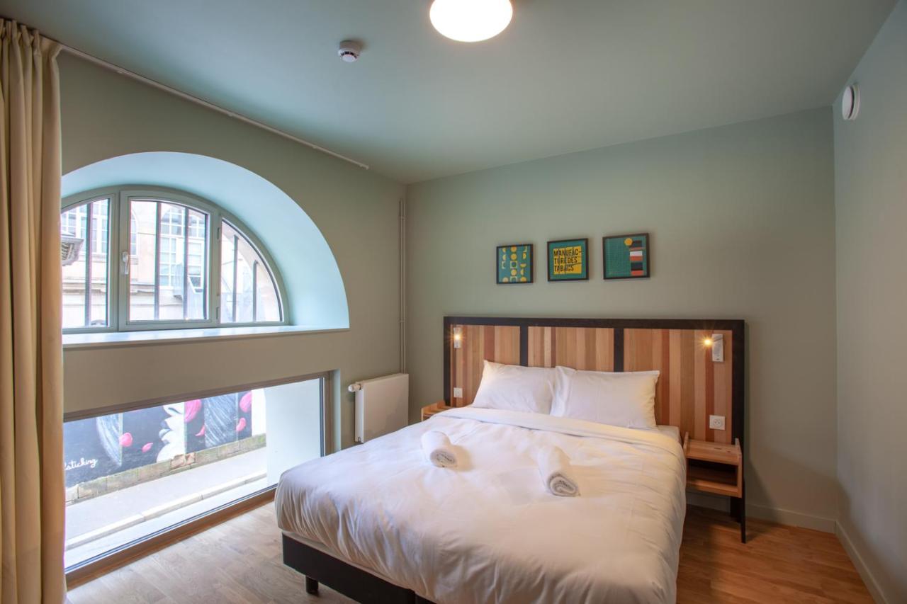 Doppel- oder Zweibettzimmer